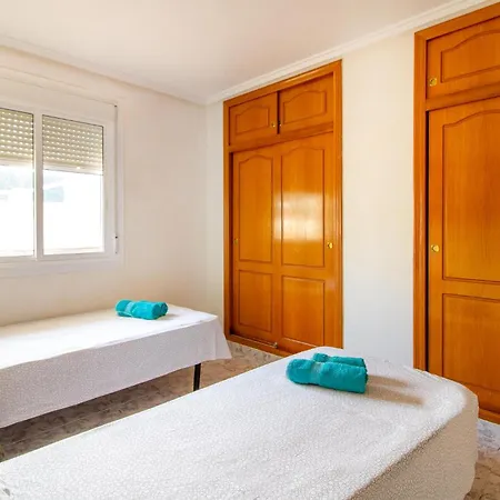 Beautiful In Gran Alacant With Kitchen