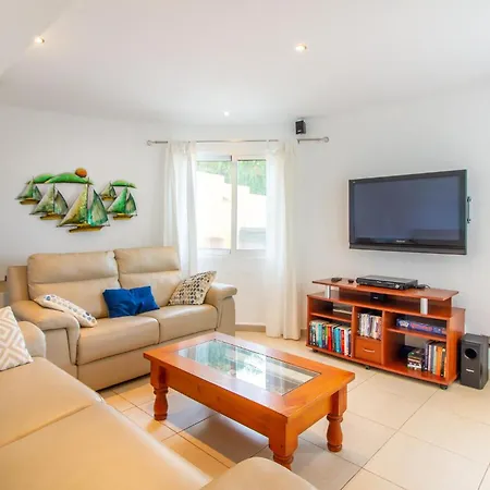 Beautiful In Gran Alacant With Kitchen Holiday home