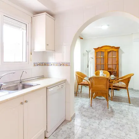 Beautiful In Gran Alacant With Kitchen
