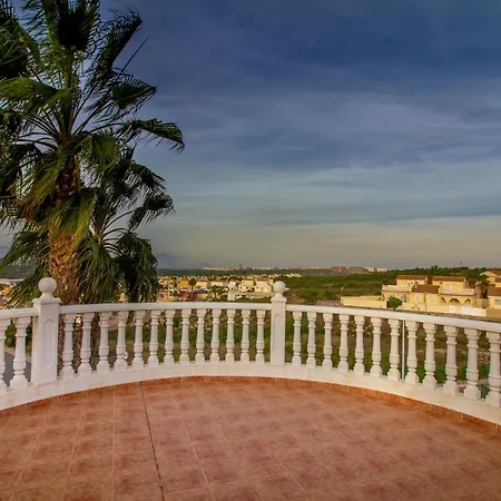Beautiful In Gran Alacant With Kitchen Holiday home